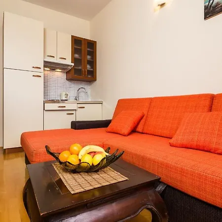 Apartment Nina