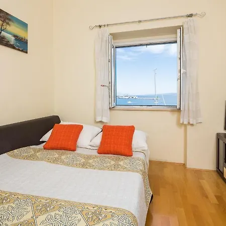 Nina Apartment *