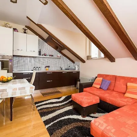 Apartment Nina
